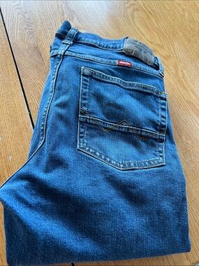 WRANGLER Slim Straight Denim Blue
Jeans 92SSWDX Men Size 30X32